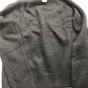 Banana Republic Women's Black Crewneck Sweater